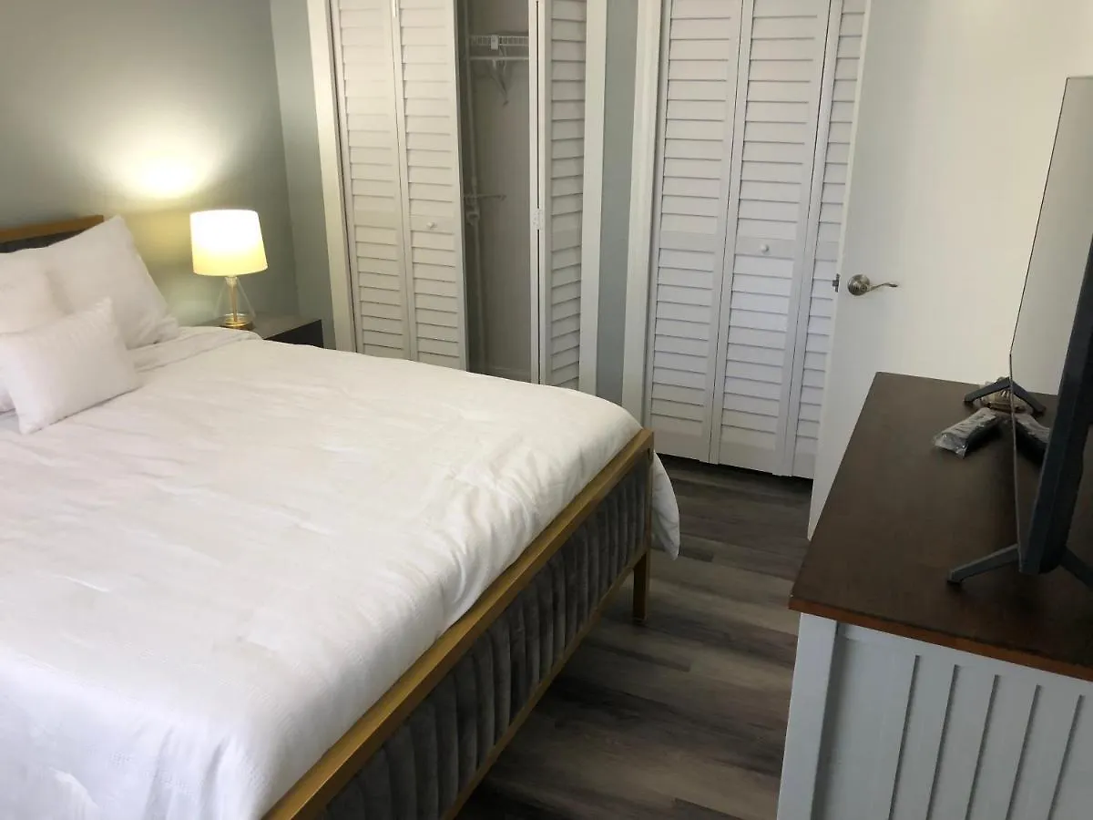 Holiday home 2 Bedrooms Vacation Home Tampa